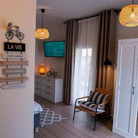Reghin Guest House Luaran gambar