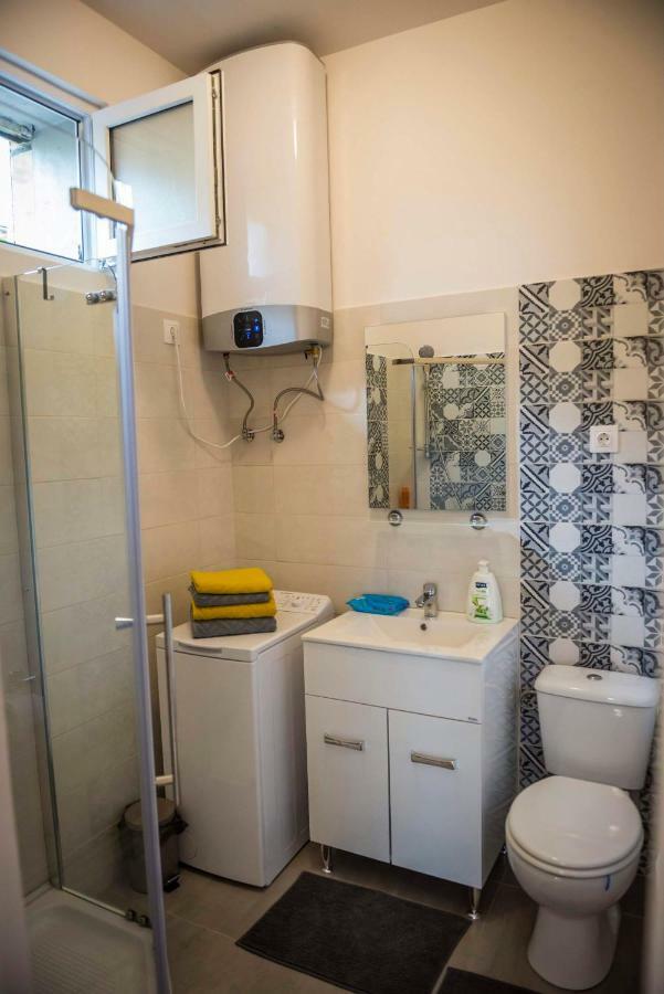 Reghin Guest House Luaran gambar