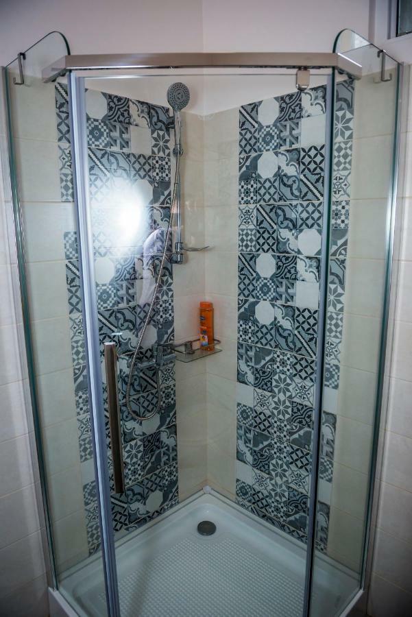 Reghin Guest House Luaran gambar